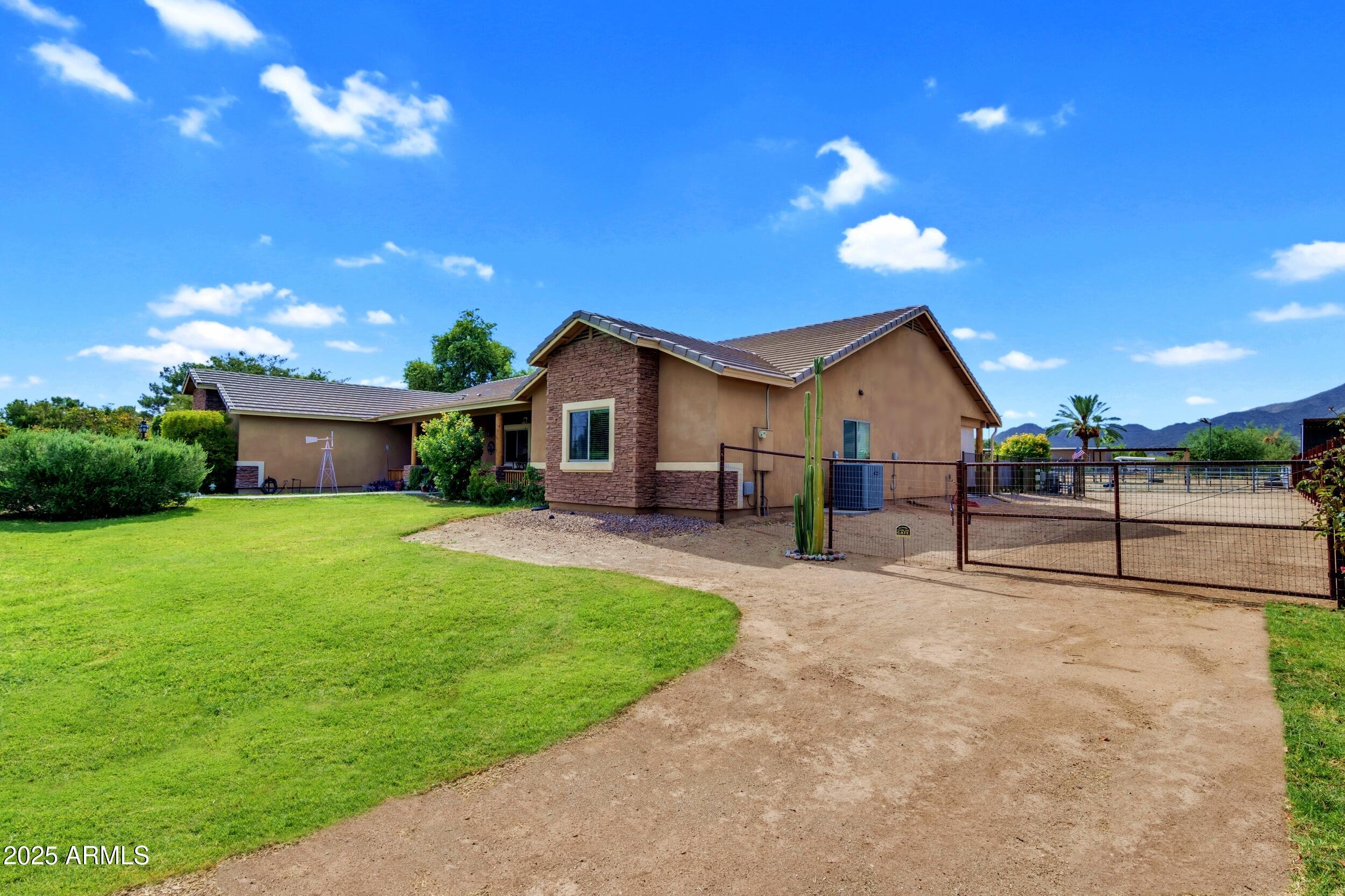 17707 East Stacey Road Queen Creek, AZ 85142 - Photo 6 of 89 15_136_a4m_jl_3