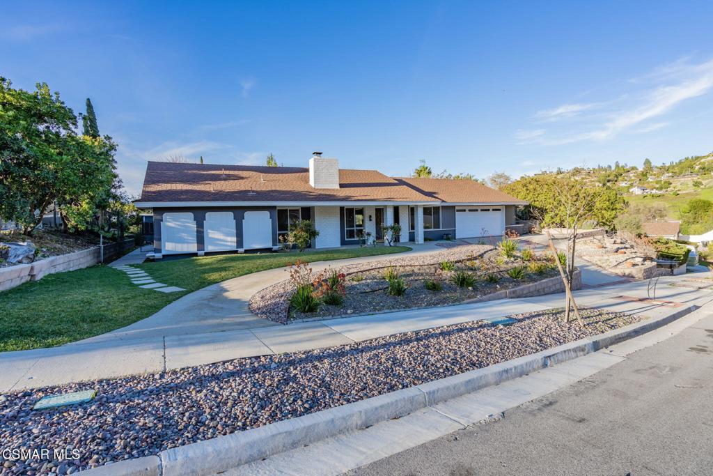 2085 Rayshire Street Thousand Oaks, CA 91362 - Photo 1 of 49