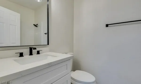 $1,895 | 10525 Autumn Pine Avenue, Unit 203, Las Vegas, NV 89144