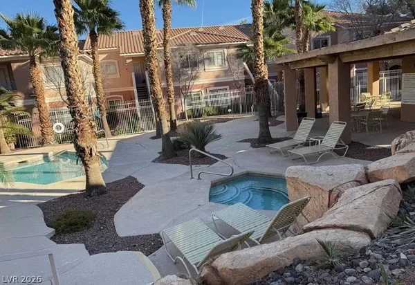 $1,895 | 10525 Autumn Pine Avenue, Unit 203, Las Vegas, NV 89144