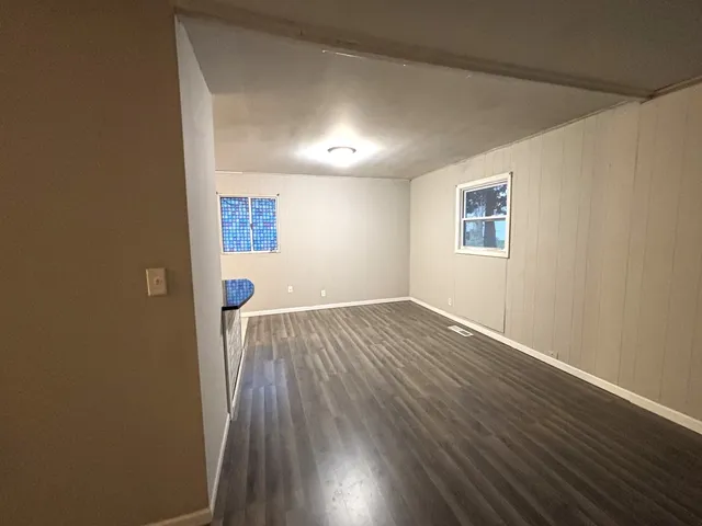 $259,900 | 140 Hickory Drive, Carpentersville, IL 60110