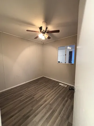 $259,900 | 140 Hickory Drive, Carpentersville, IL 60110