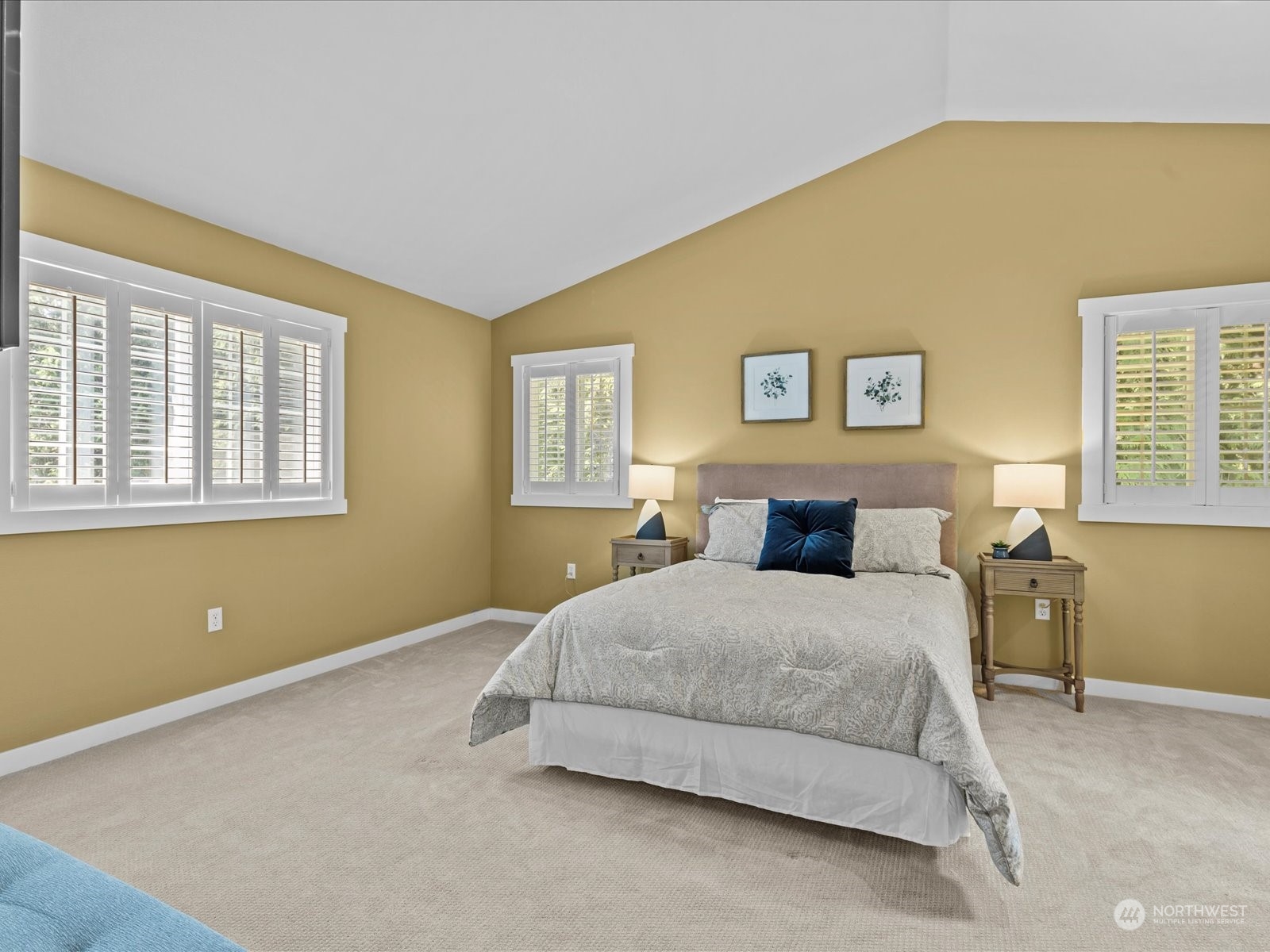 19911 Welch Road Snohomish, WA 98296 - Photo 26 of 40 a bedroom with a bed and a window