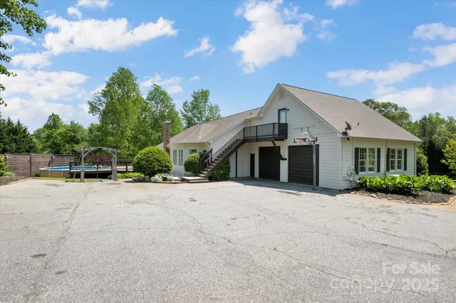 $750,000 | 2409 Golf Course Road, Unit 14, Columbus, NC 28722