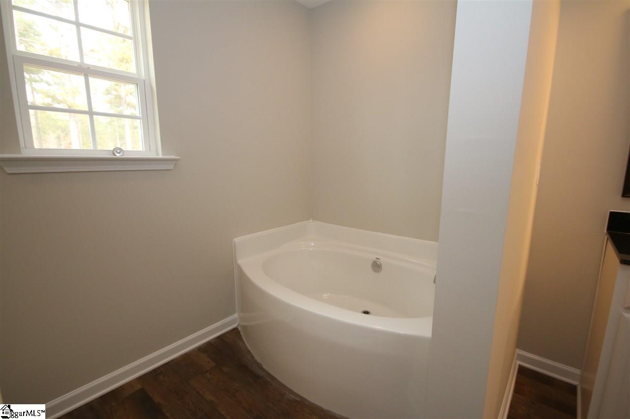 616 Autumn Breeze Walk Inman, SC 29349 - Photo 16 of 19 Gallery Image 16
