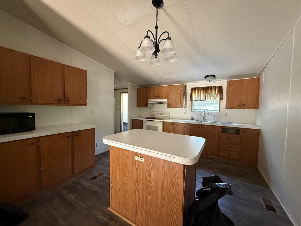 610 Leroy Road Kerrville, TX 78028 - Photo 27 of 28