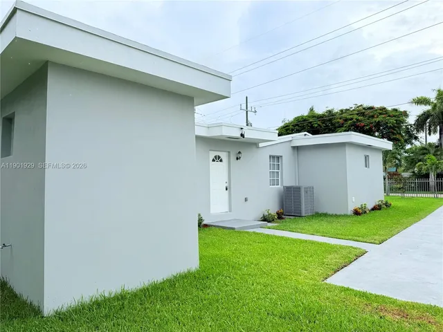 $693,000 | 4340 Southwest 19th Street, West Park, FL 33023