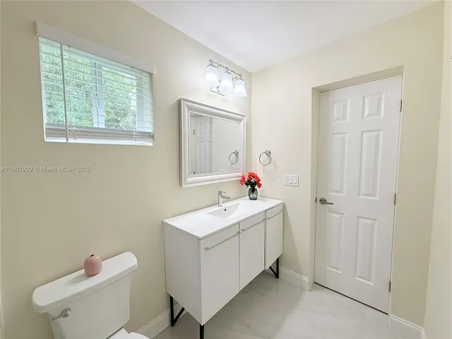 $695,000 | 4340 Southwest 19th Street, West Park, FL 33023