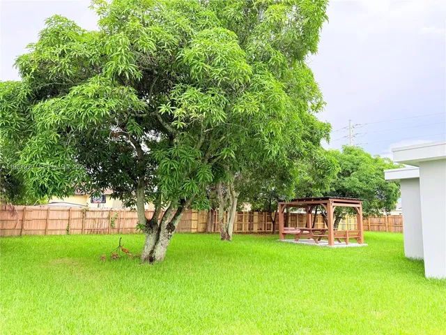 $693,000 | 4340 Southwest 19th Street, West Park, FL 33023