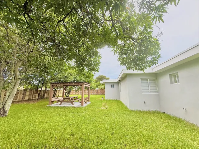 $693,000 | 4340 Southwest 19th Street, West Park, FL 33023