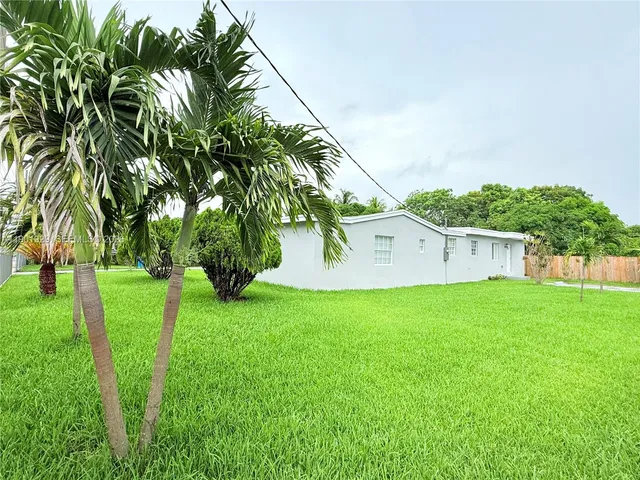 $693,000 | 4340 Southwest 19th Street, West Park, FL 33023