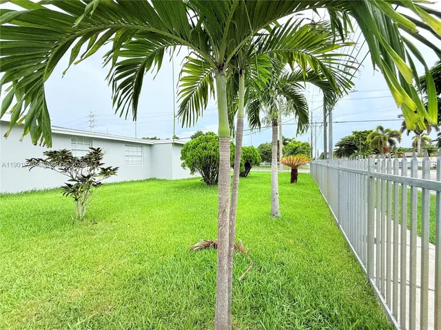 $693,000 | 4340 Southwest 19th Street, West Park, FL 33023