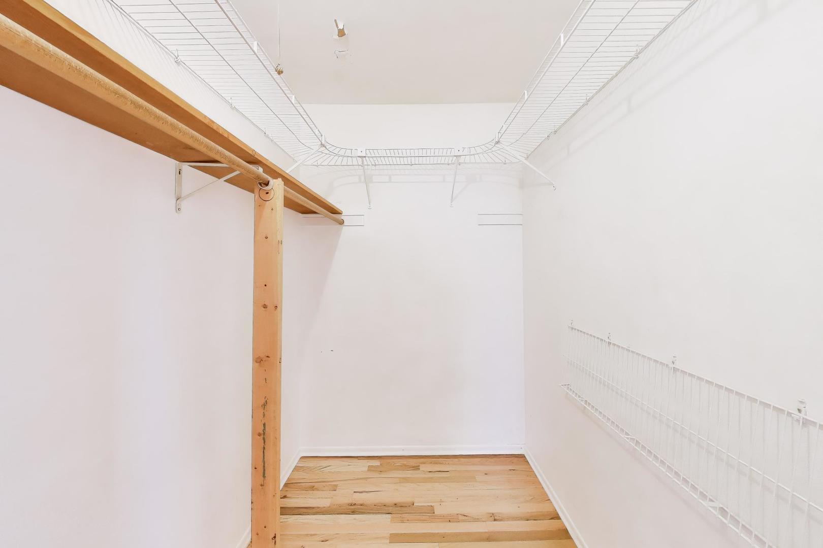 4053 Cumnor Road Downers Grove, IL 60515 - Photo 15 of 39