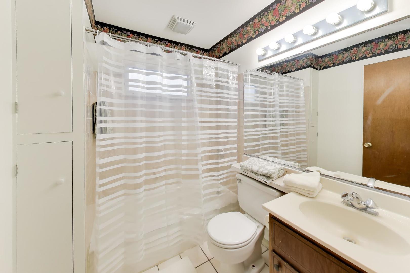 4053 Cumnor Road Downers Grove, IL 60515 - Photo 27 of 39