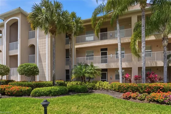 $5,500 | 2730 Cypress Trace Circle, Unit 2812, Naples, FL 34119