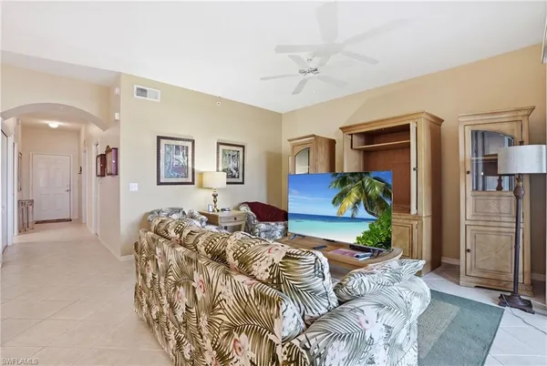 $5,500 | 2730 Cypress Trace Circle, Unit 2812, Naples, FL 34119