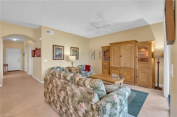 $5,500 | 2730 Cypress Trace Circle, Unit 2812, Naples, FL 34119