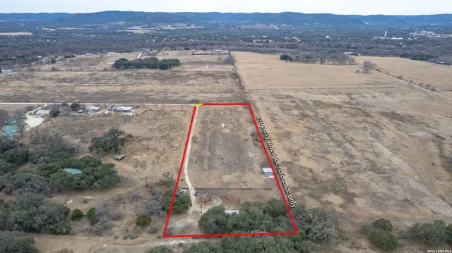 $525,000 | 1674 Flat Rock Road, Rio Frio, TX 78879