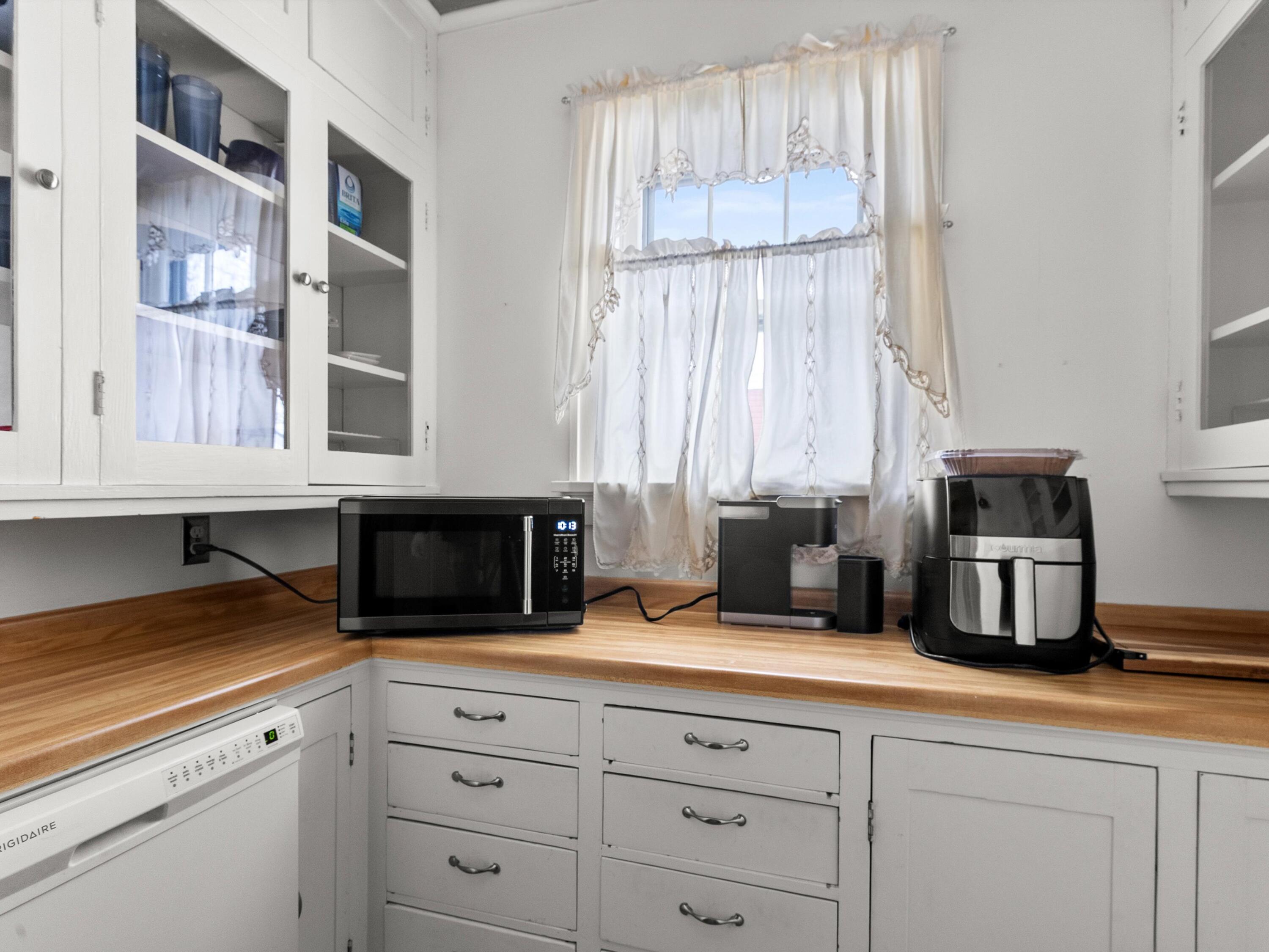 1014 South 20th Street Manitowoc, WI 54220 - Photo 14 of 22 19-019_2781592_09581