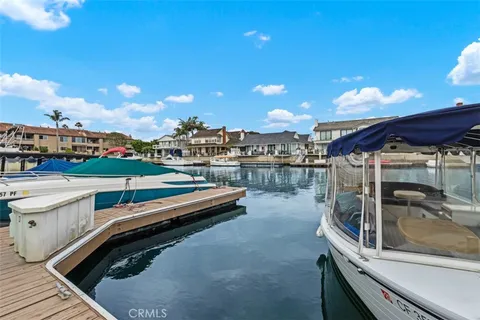 a view of balcony with a patio