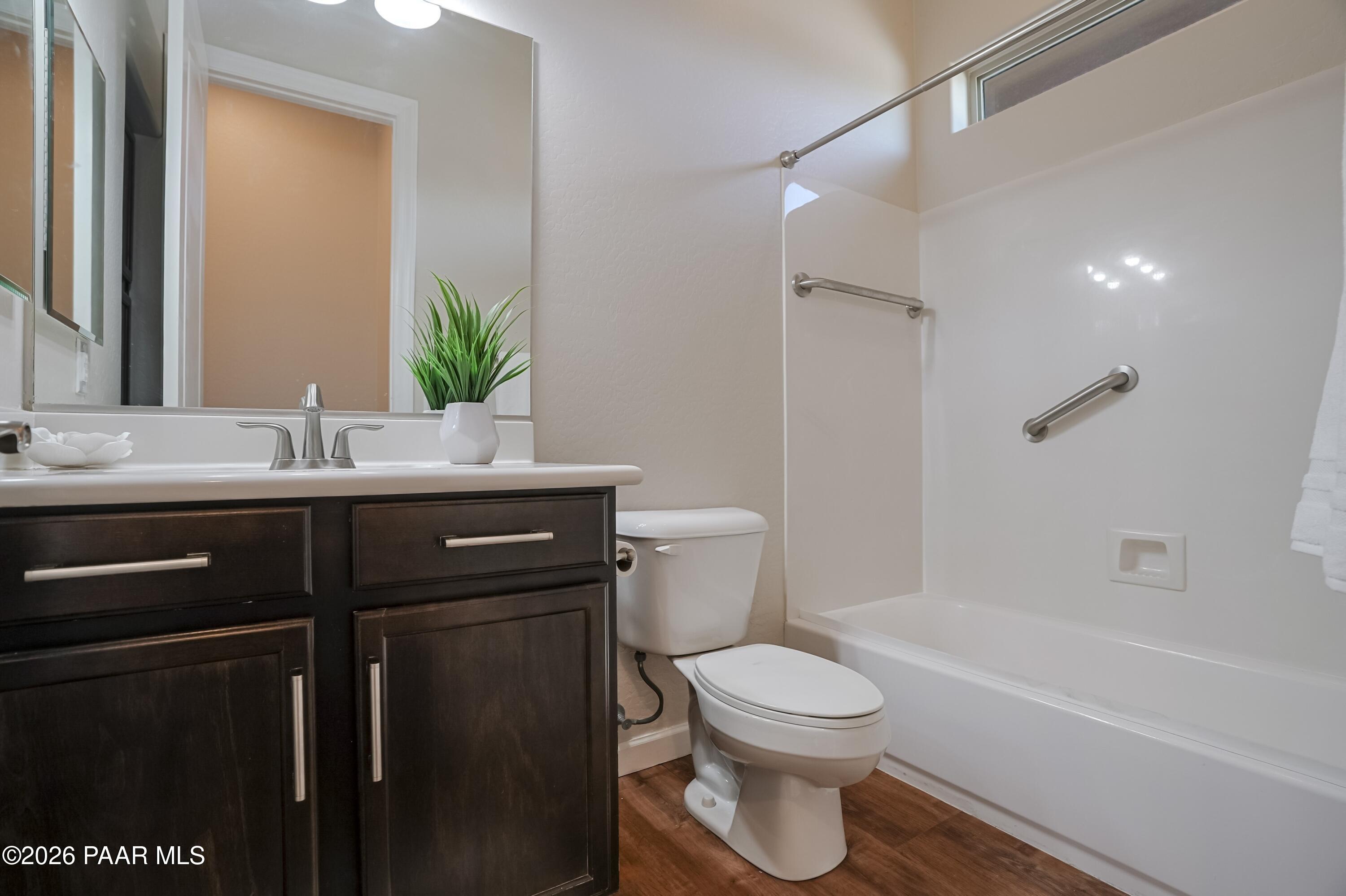 7106 East Prairie Ridge Road Prescott Valley, AZ 86315 - Photo 20 of 32 Guest Bathroom 1