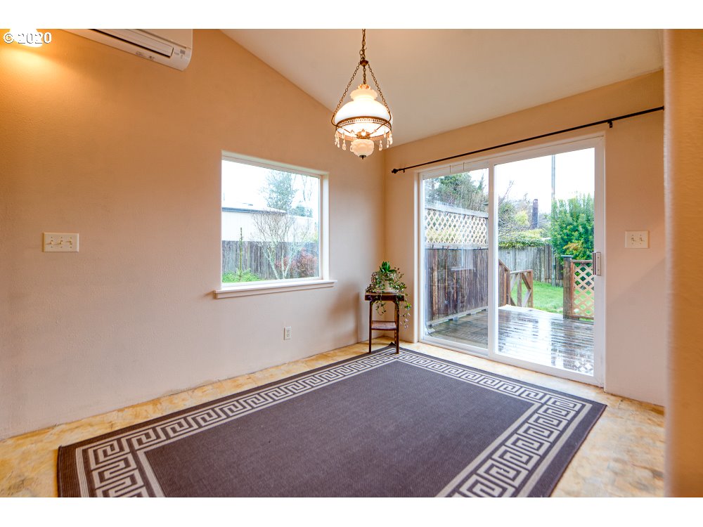 63487 South Barview Road Coos Bay, OR 97420 - Photo 12 of 32 Gallery Image 12