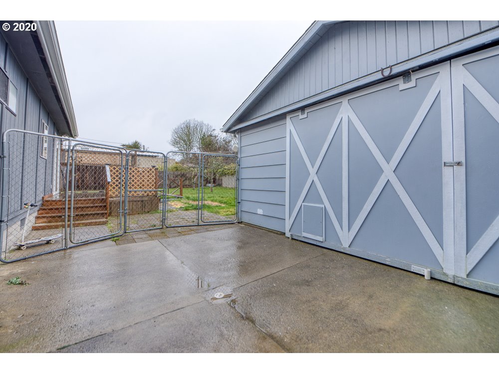 63487 South Barview Road Coos Bay, OR 97420 - Photo 26 of 32 Gallery Image 26