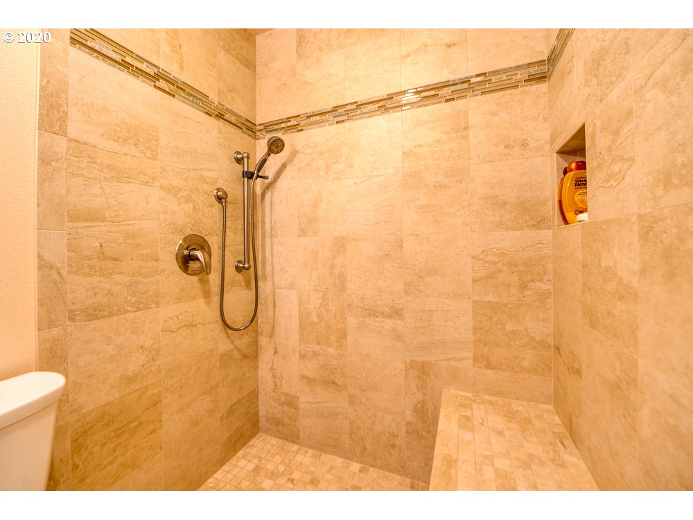 63487 South Barview Road Coos Bay, OR 97420 - Photo 9 of 32 Gallery Image 9