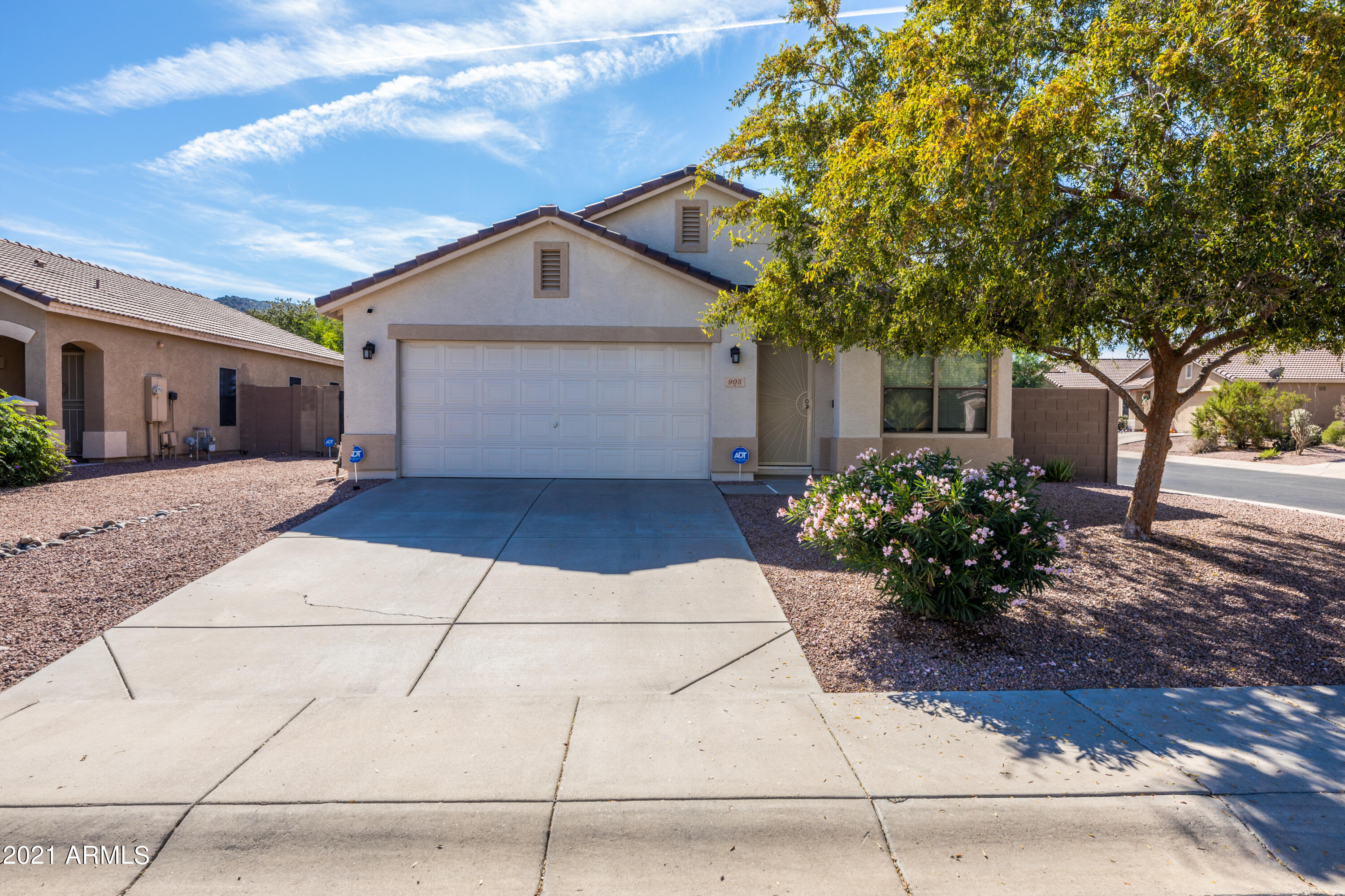 905 East Pedro Road Phoenix, AZ 85042 - Photo 2 of 19 905 front 2