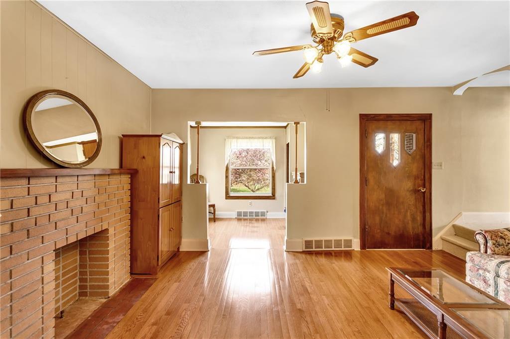 110 Kaylor Road Pittsburgh, PA 15237 - Photo 2 of 23 Gallery Image 2