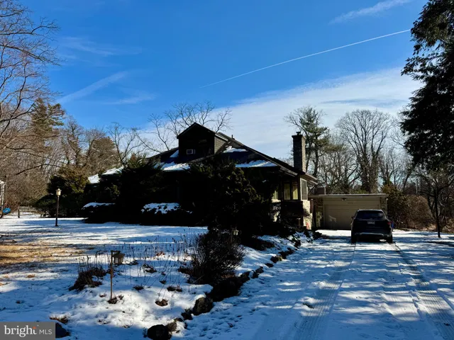 $4,000 | 8233 Fairview Road, Elkins Park, PA 19027