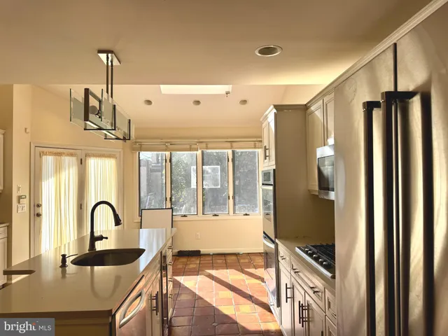 $4,000 | 8233 Fairview Road, Elkins Park, PA 19027