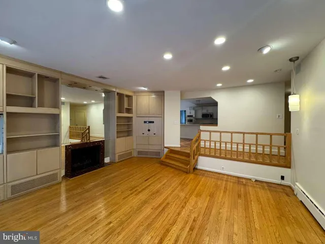 $4,000 | 8233 Fairview Road, Elkins Park, PA 19027