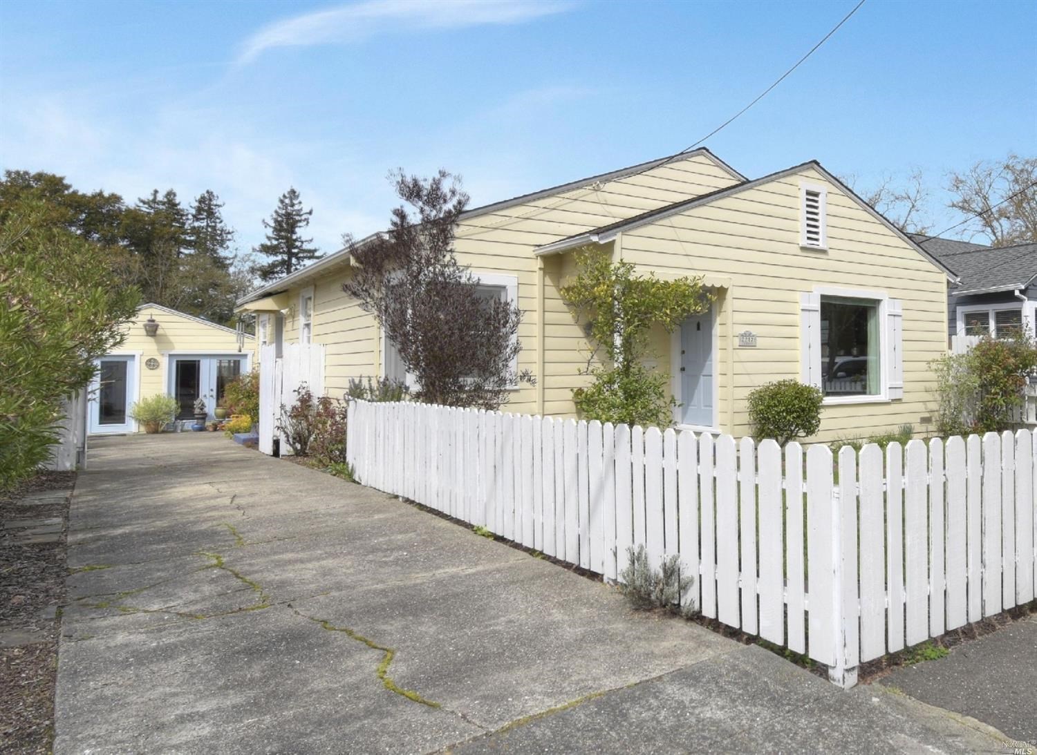 2217 Humboldt Street Santa Rosa, CA 95404 - Photo 1 of 1 Gallery Image 1
