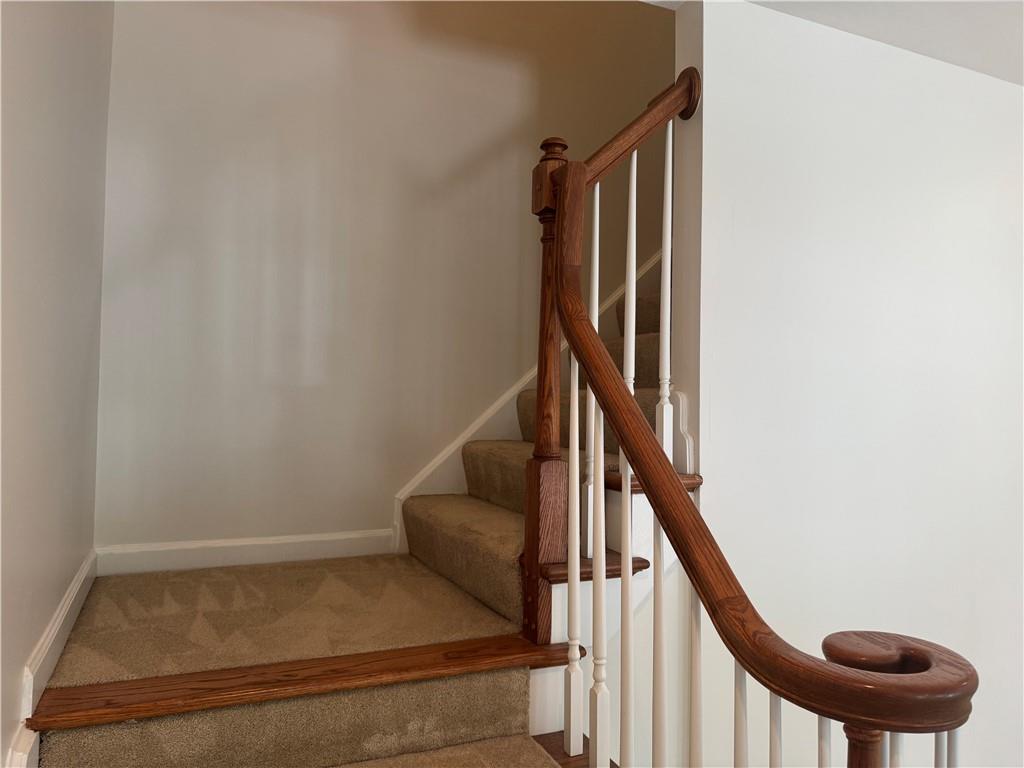 523 East Vanderbilt Drive Mars, PA 16046 - Photo 19 of 32 a view of entryway