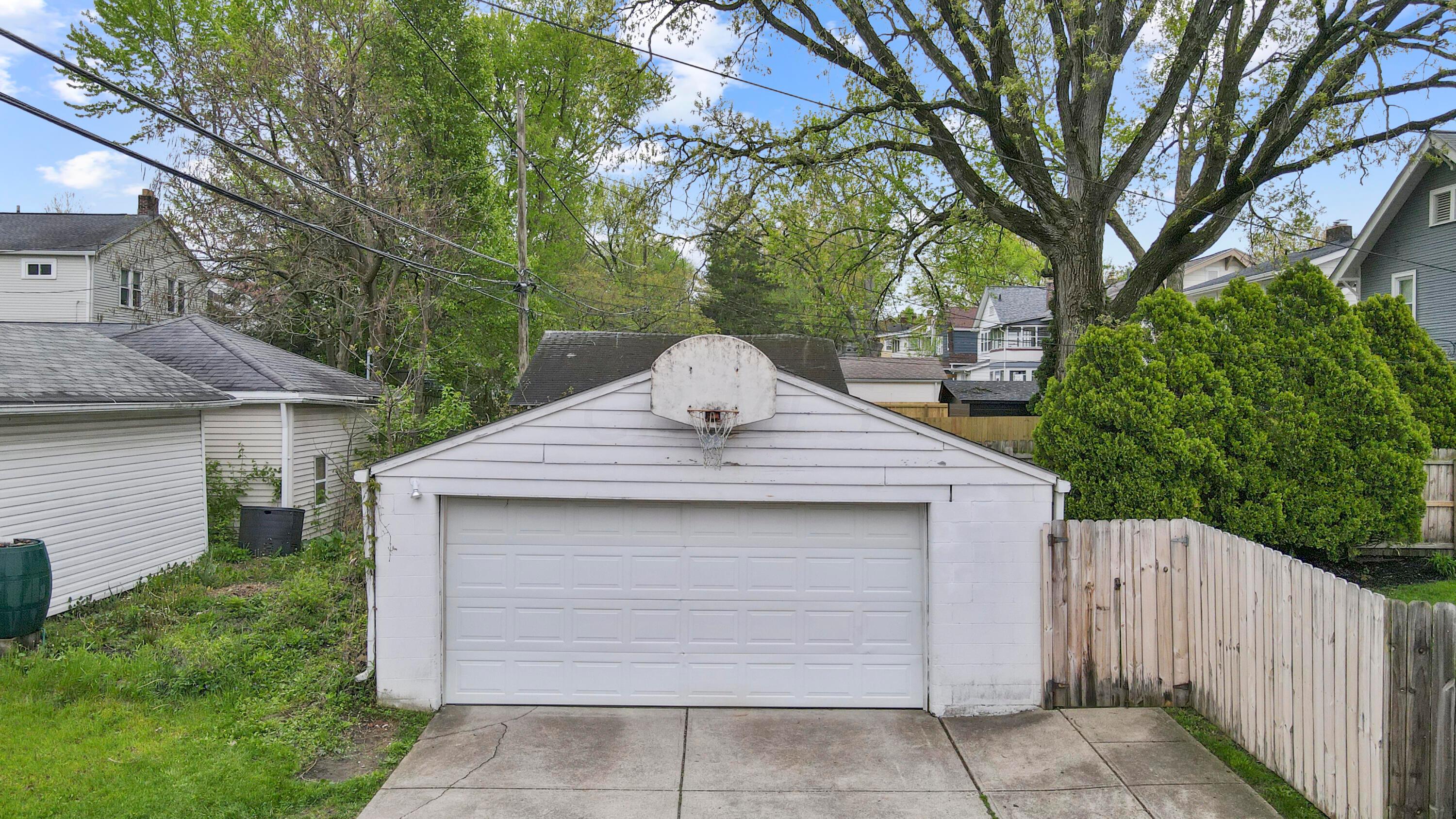130 East Pacemont Road Columbus, OH 43202 - Photo 7 of 29 DJI_0075