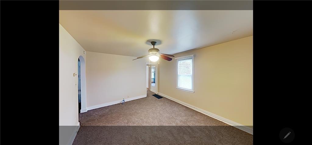 3204 Universal Road Pittsburgh, PA 15235 - Photo 3 of 12 a view of entryway