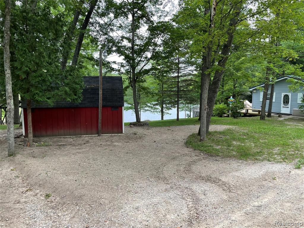 5808 Lakeview Road Rose City, MI 48654 - Photo 9 of 39 Gallery Image 9