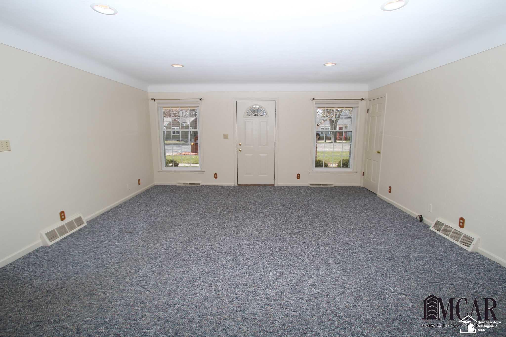 2468 North Custer Road Monroe, MI 48162 - Photo 6 of 45