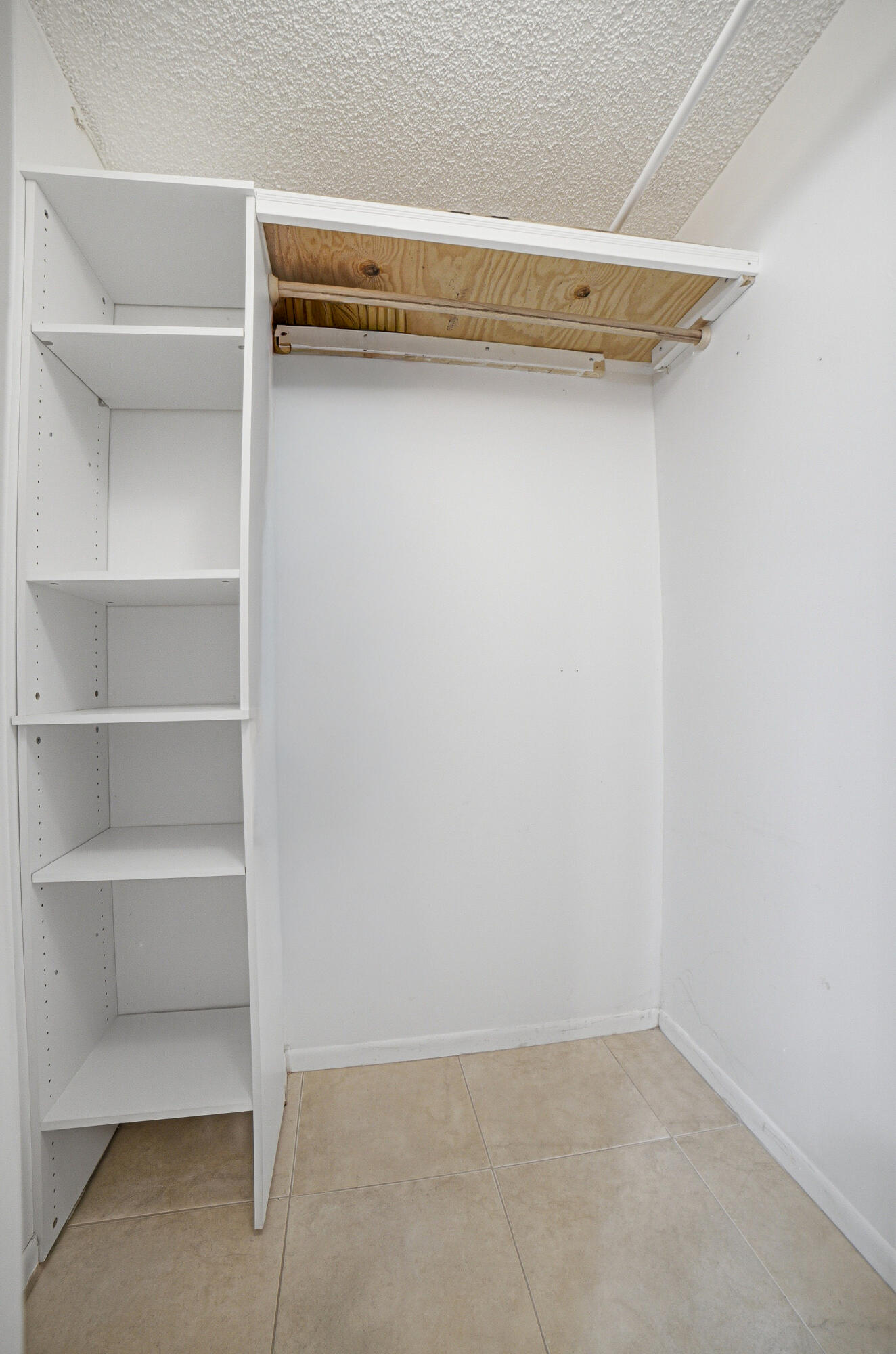 3940 Inverrary Boulevard, Unit 603A Lauderhill, FL 33319 - Photo 16 of 39 Bedroom2 - Closet