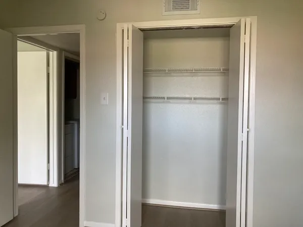 $1,150 | 3075 Walnut Bend Lane, Unit 33, Houston, TX 77042