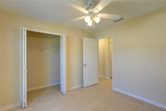 $2,000 | 8476 104th Avenue, Vero Beach, FL 32967