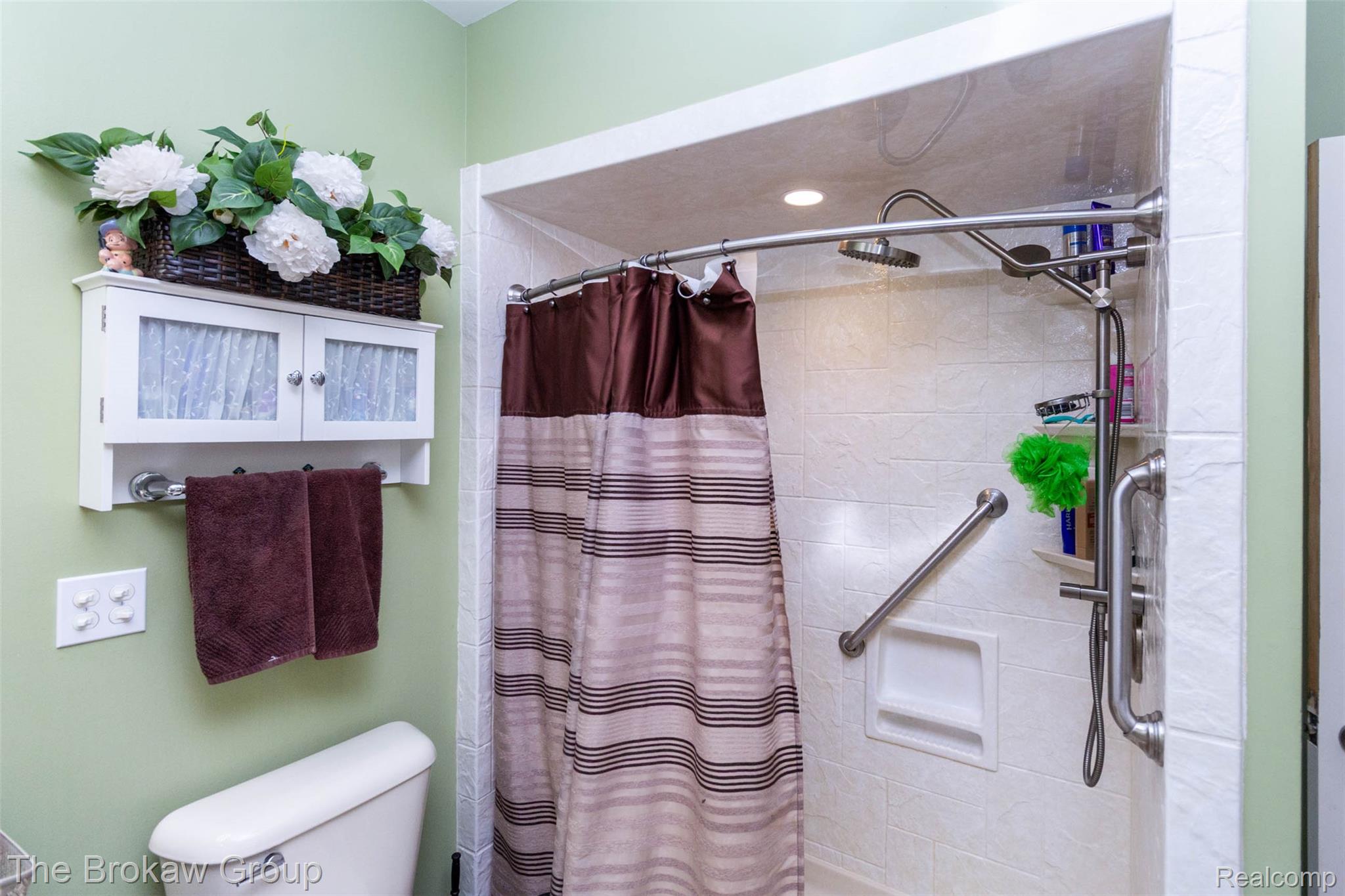 4005 Howland Road Almont, MI 48003 - Photo 29 of 68 interior (27).jpg