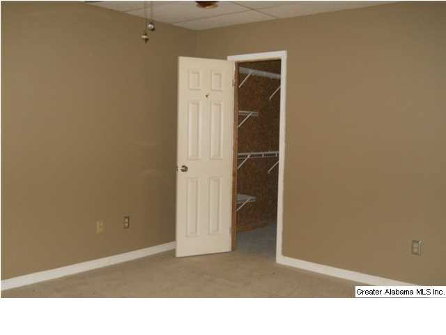 1038 Independence Court Alabaster, AL 35007 - Photo 11 of 12
