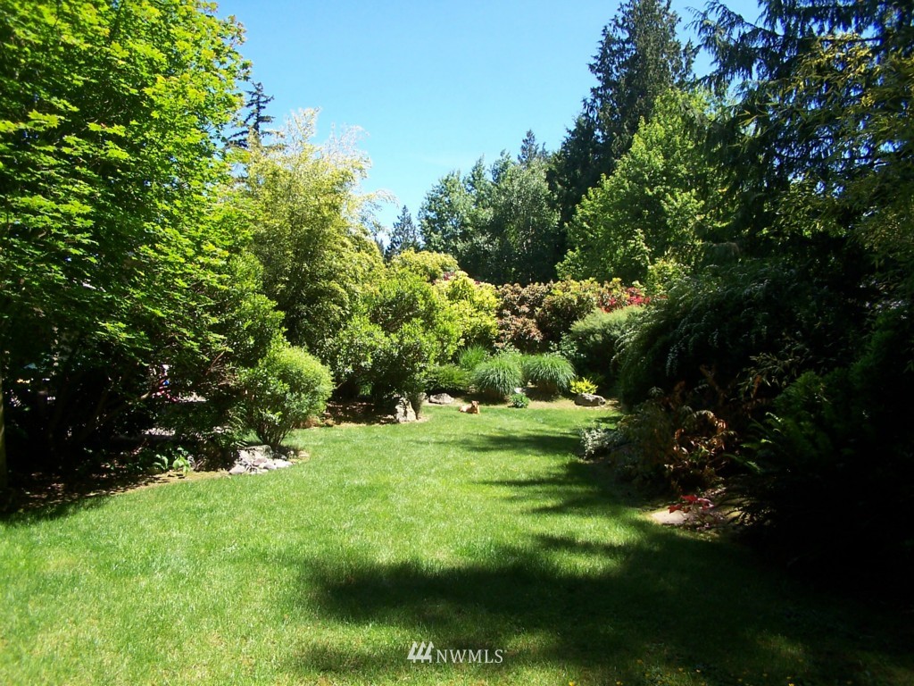 10718 Nottingham Road Edmonds, WA 98020 - Photo 13 of 14 Gallery Image 13