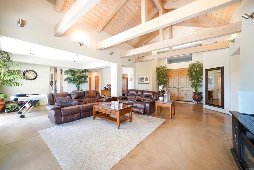 285-87 Penn Street Ramona, CA 92065 - Photo 10 of 57