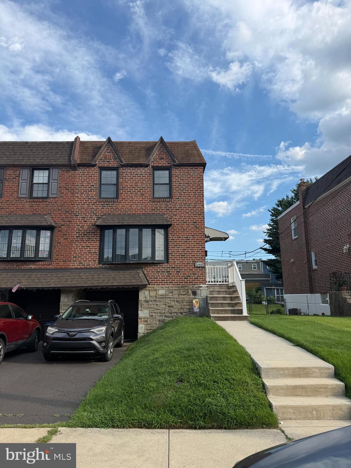11737 Denman Road Philadelphia, PA 19154 - Photo 1 of 4 Gallery Image 1