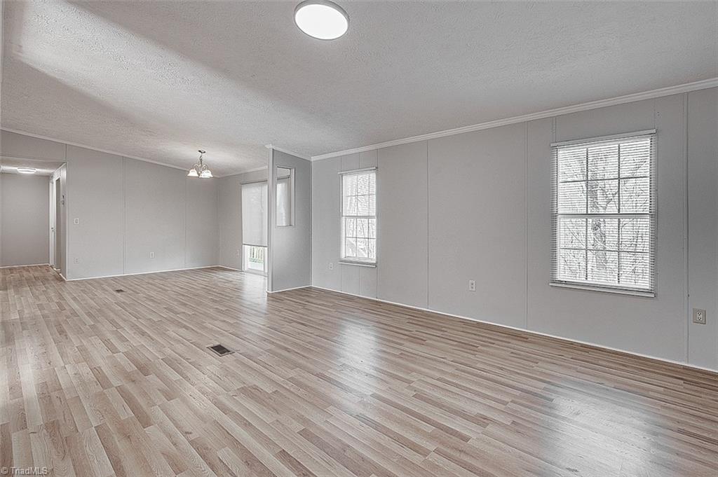 1614 Manorview Road Asheboro, NC 27205 - Photo 11 of 39 Gallery Image 11
