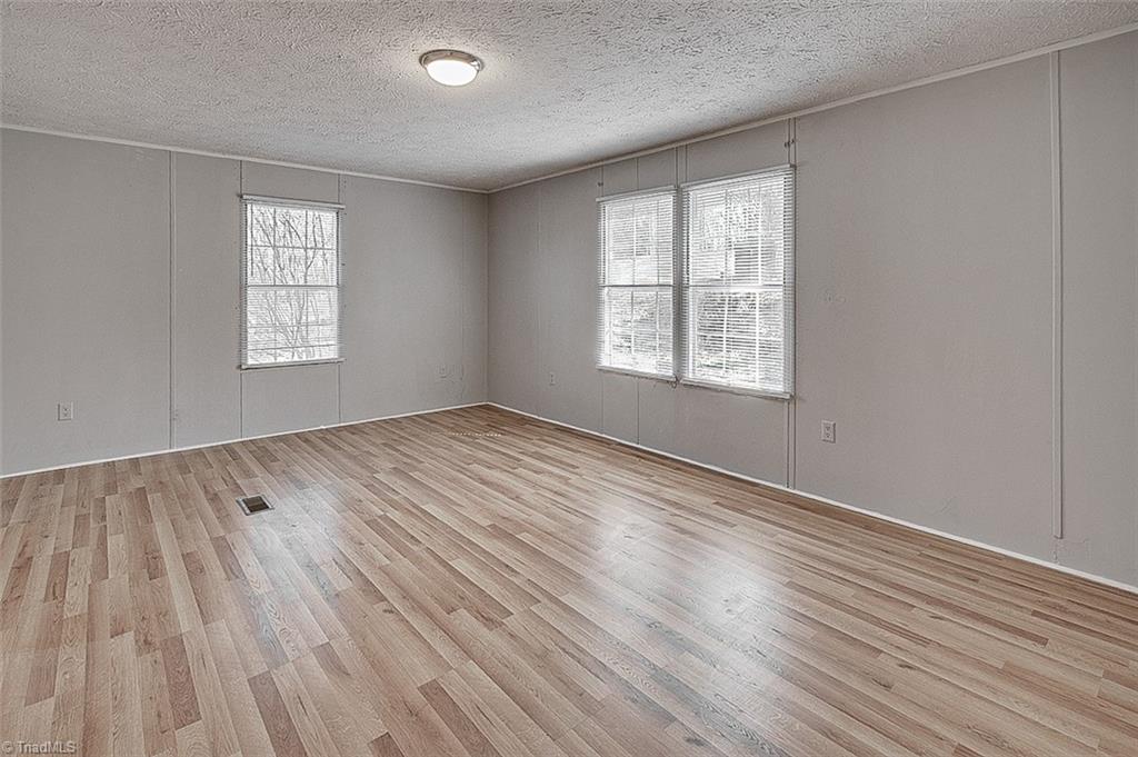 1614 Manorview Road Asheboro, NC 27205 - Photo 23 of 39 Gallery Image 23