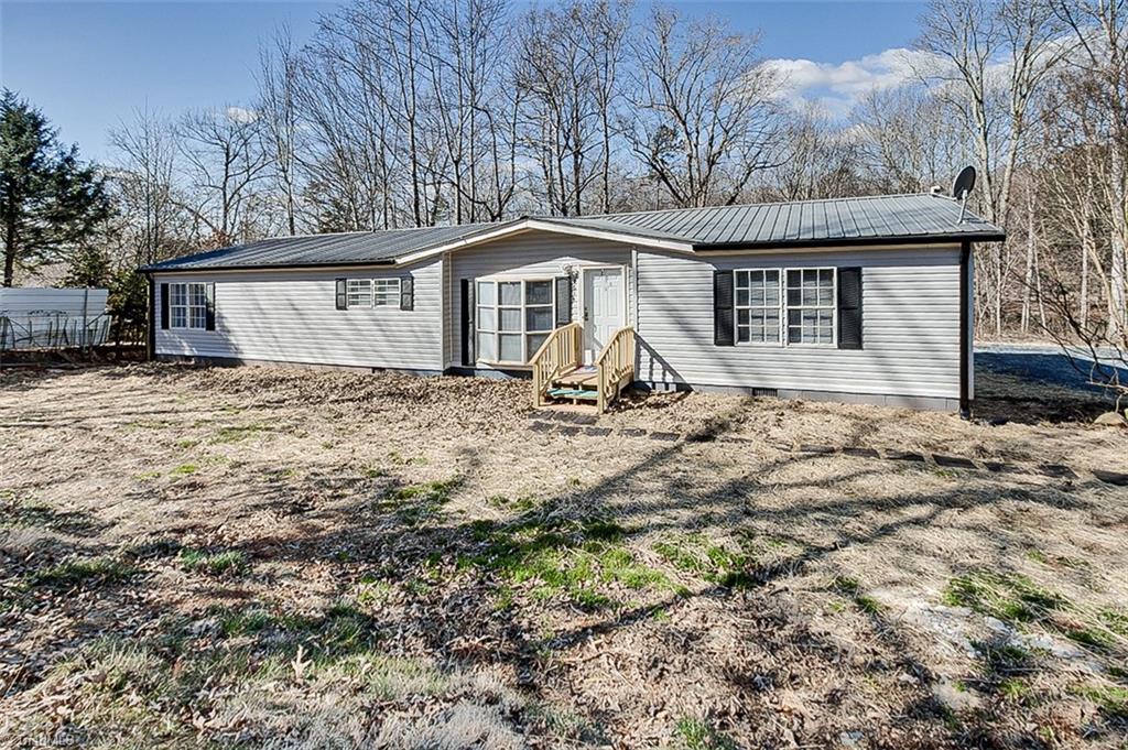 1614 Manorview Road Asheboro, NC 27205 - Photo 4 of 39 Gallery Image 4